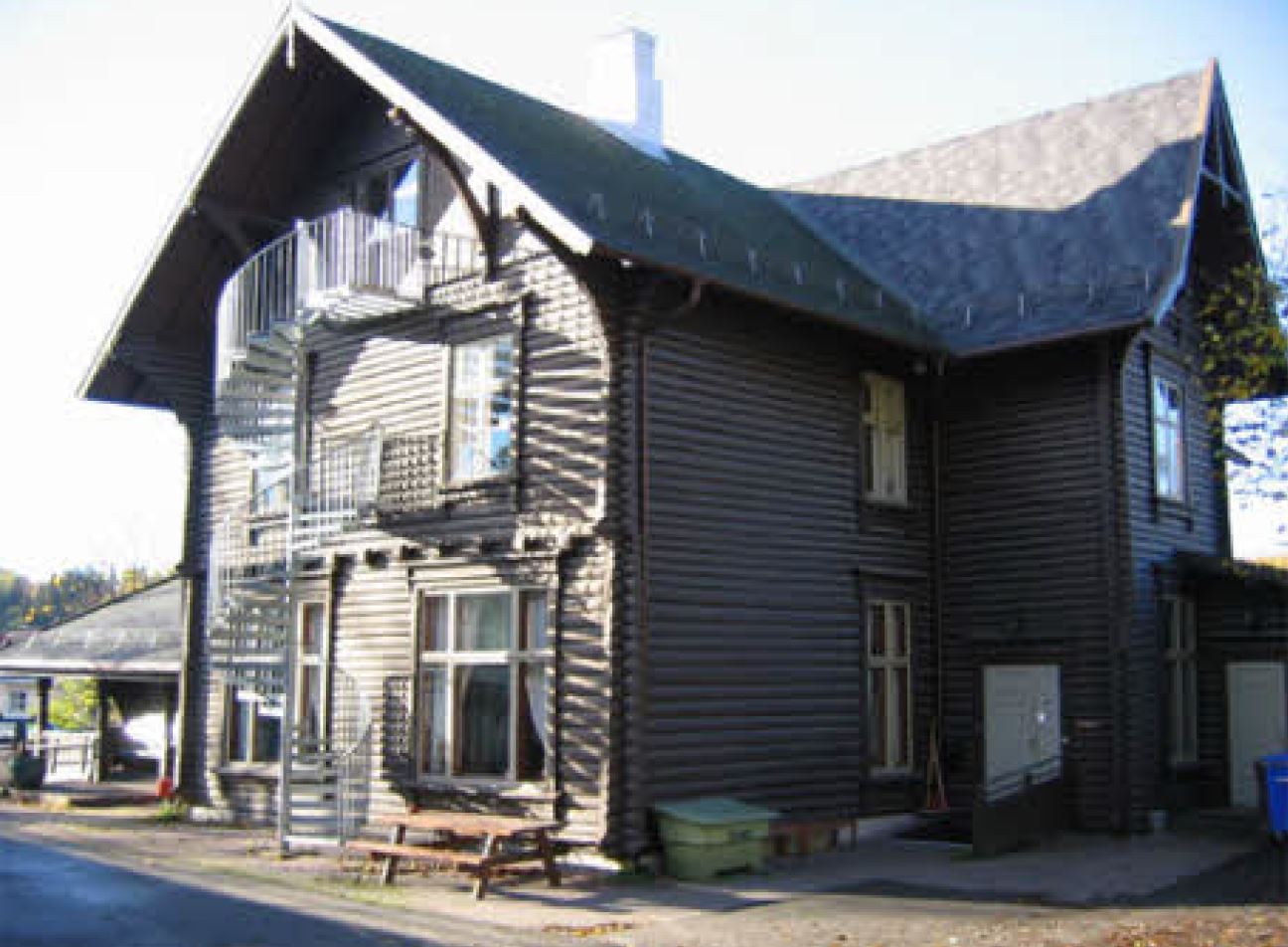 Løkkeåsveien 2